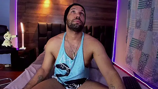 anthonylatynxd online show from January 31, 2025, 2:26 am