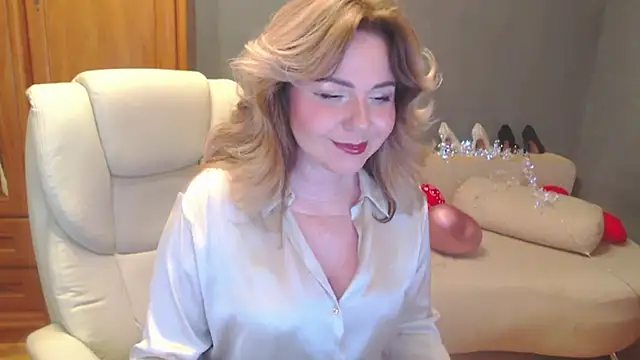 Snapshot of Cute_sun chatting on April 17, 2026, 12:46 am Cute sun online show from April 17, 2026, 12:46 am