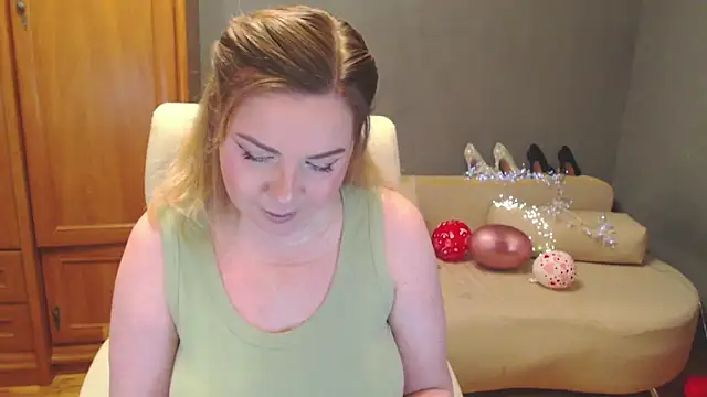 Snapshot of Cute_sun chatting on April 22, 2026, 6:53 pm Cute sun online show from April 22, 2026, 6:53 pm