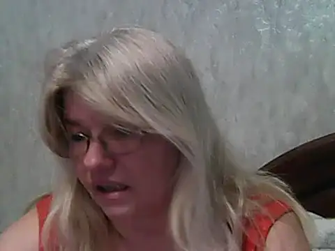 Diana 49 online show from February 19, 2025, 8:33 am