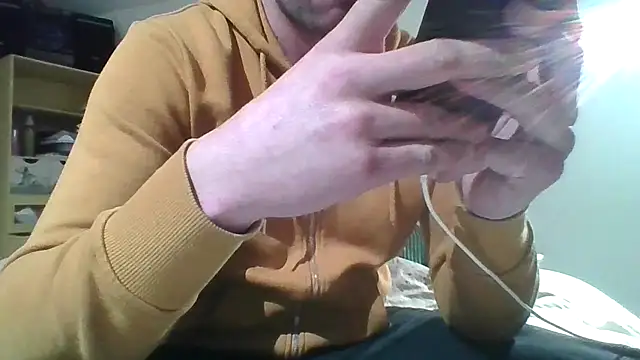 MmaxX004 online show from March 7, 2025, 7:16 pm