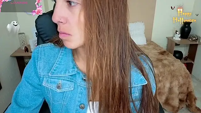 AnisiaFarina online show from October 29, 2025, 11:34 am