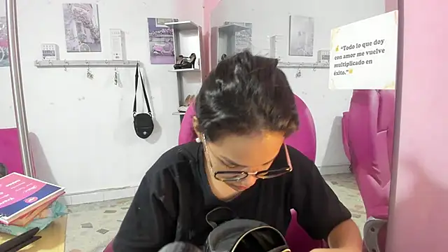 CAMILA--REY online show from February 11, 2026, 11:26 am