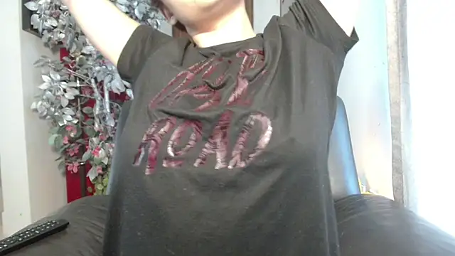 3littleschoolteens online show from September 8, 2025, 4:06 pm