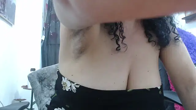 heyline milf online show from February 26, 2025, 7:38 pm