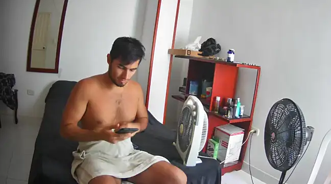 lechero226 online show from January 24, 2025, 3:45 pm