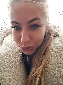 Keli Jessi online show from January 13, 2025, 1:17 pm