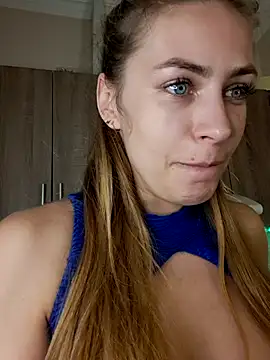 Keli Jessi online show from February 9, 2025, 5:01 pm