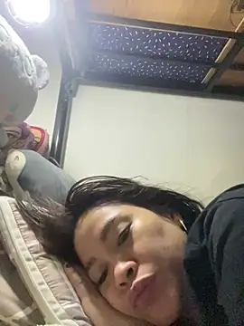 pinay4uwithagoodheart online show from March 27, 2026, 4:40 pm