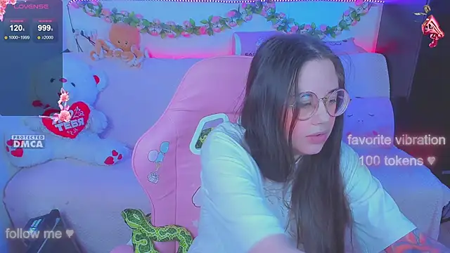 Lolisuccub online show from October 2, 2025, 6:26 pm