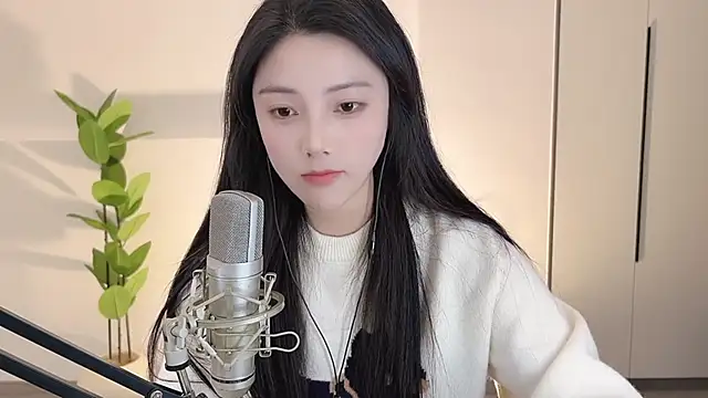 HaagenDazs  online show from February 21, 2025, 1:11 pm