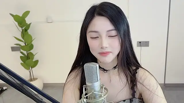 HaagenDazs  online show from March 21, 2025, 4:17 am