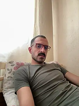 saye0044 online show from February 19, 2026, 5:25 am