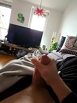 lovebbwgirly online show from December 27, 2024, 12:45 pm