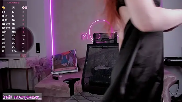 lika lil online show from March 14, 2025, 2:42 am