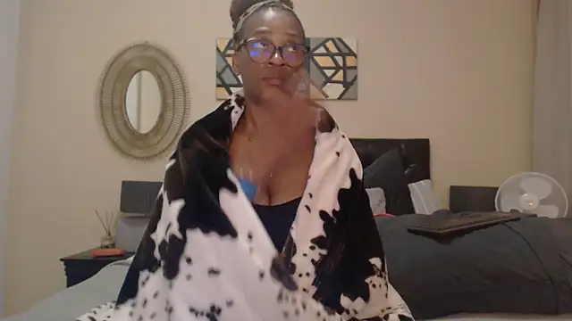 Creamyass22 online show from January 17, 2025, 7:27 pm