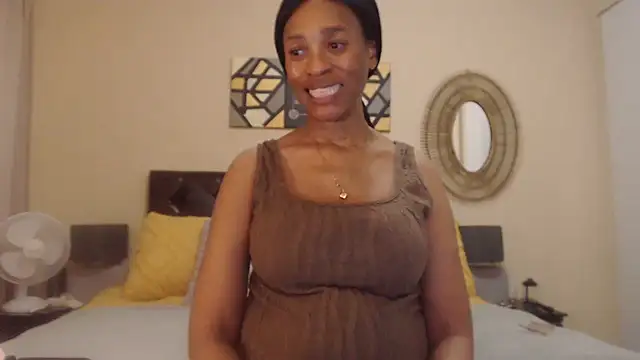 Creamyass22 online show from November 28, 2025, 6:43 pm