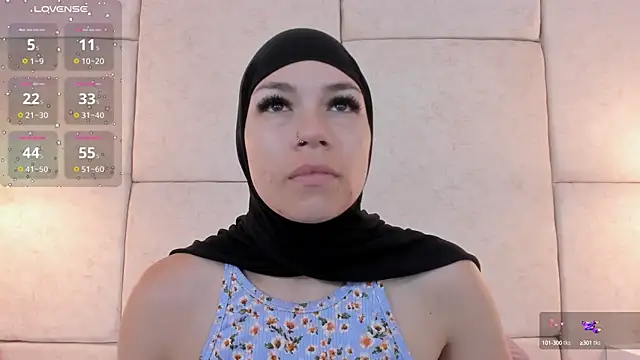 aisha vs online show from December 30, 2024, 12:09 pm