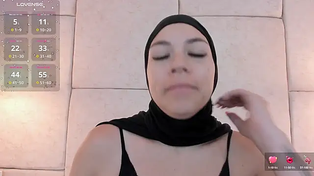 aisha vs online show from December 31, 2024, 12:15 pm