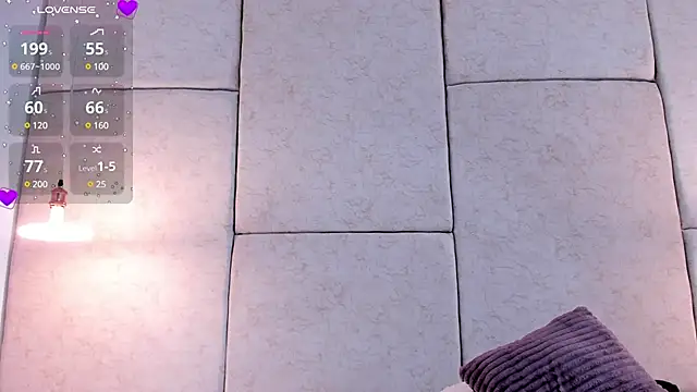 aisha vs online show from February 22, 2025, 12:08 pm