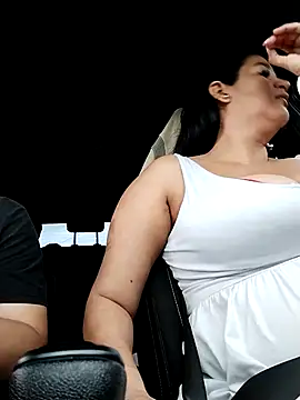 keilymadam online show from April 23, 2026, 1:24 pm