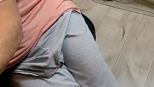 scorviergexh online show from November 21, 2025, 4:49 pm