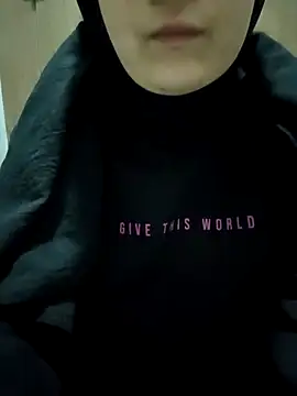 Snapshot of sutgibihatun chatting on December 3, 2025, 8:34 am sutgibihatun online show from December 3, 2025, 8:34 am