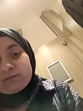 Snapshot of sutgibihatun chatting on March 27, 2026, 8:20 am sutgibihatun online show from March 27, 2026, 8:20 am