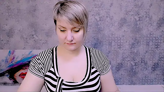 Djullia online show from February 23, 2025, 6:07 am