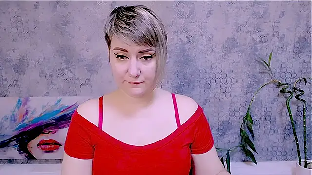 Djullia online show from November 14, 2025, 9:41 am