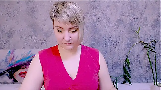 Djullia online show from November 25, 2025, 6:46 am