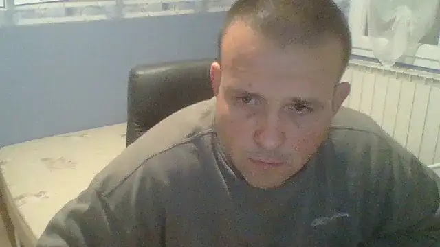 manubm03 online show from October 24, 2025, 6:26 pm