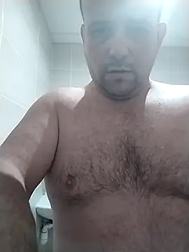 manubm03 online show from November 6, 2025, 11:22 am