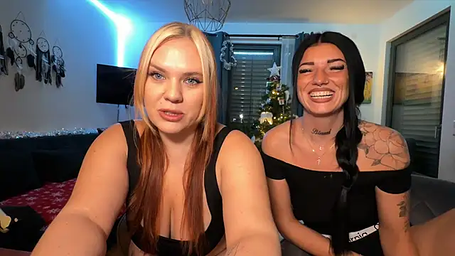 Snapshot of AnjaAmelia chatting on December 20, 2025, 7:54 pm AnjaAmelia online show from December 20, 2025, 7:54 pm