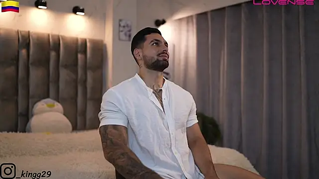 john king29 online show from November 6, 2025, 10:32 pm