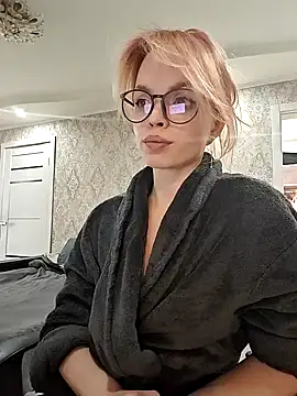 sinteas online show from January 18, 2025, 11:00 am