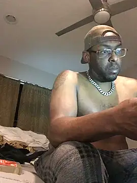 Londonfrotadejr online show from February 20, 2025, 12:36 pm