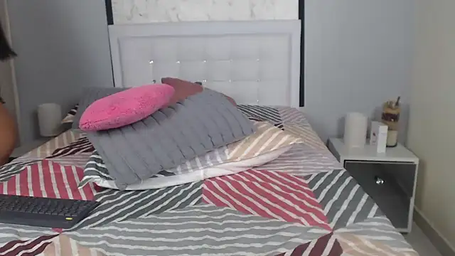 Snapshot of Sofia_Blosom chatting on February 12, 2025, 6:51 am Sofia Blosom online show from February 12, 2025, 6:51 am