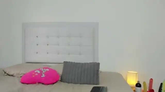 Snapshot of Sofia_Blosom chatting on October 29, 2025, 10:44 pm Sofia Blosom online show from October 29, 2025, 10:44 pm