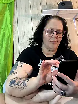 davisdesiresxh online show from January 9, 2025, 3:34 pm