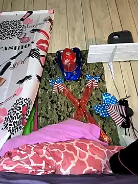 davisdesiresxh online show from February 25, 2025, 4:21 pm