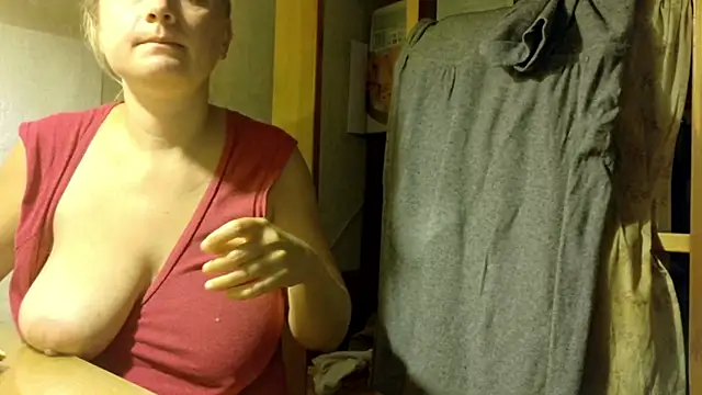 FrumCake online show from September 10, 2025, 4:07 pm