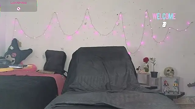 chirlleyy online show from January 14, 2026, 3:17 pm