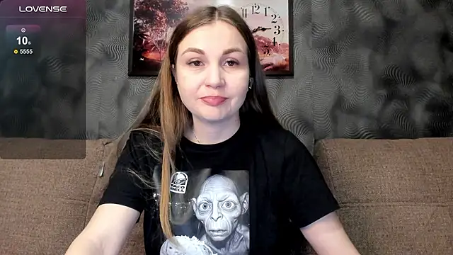 CassieMils online show from February 2, 2026, 11:14 pm