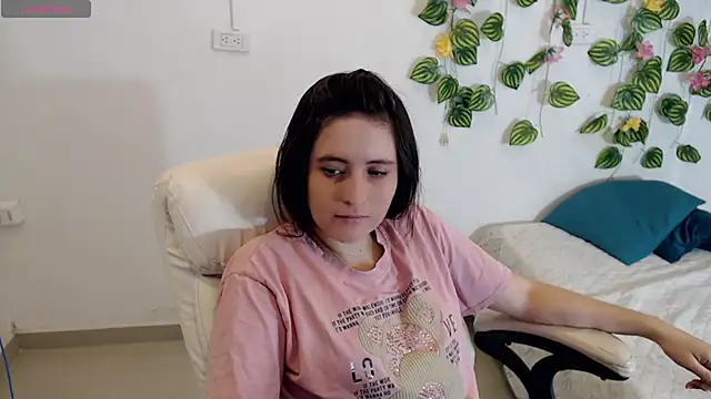 Snapshot of tania_sweet__ chatting on September 20, 2025, 3:46 pm tania sweet online show from September 20, 2025, 3:46 pm