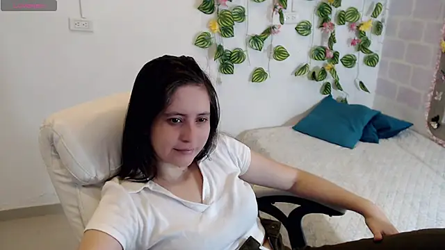 Snapshot of tania_sweet__ chatting on September 24, 2025, 2:42 pm tania sweet online show from September 24, 2025, 2:42 pm