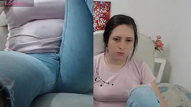 Snapshot of tania_sweet__ chatting on June 29, 2026, 4:29 pm tania sweet online show from June 29, 2026, 4:29 pm