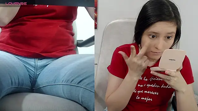 Snapshot of tania_sweet__ chatting on July 20, 2026, 3:03 pm tania sweet online show from July 20, 2026, 3:03 pm