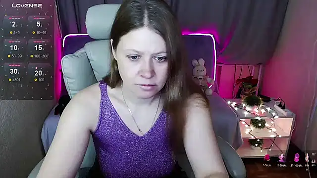 alekasamui online show from January 7, 2025, 12:45 am