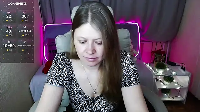 alekasamui online show from March 7, 2025, 12:15 am